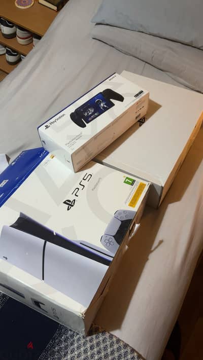 Ps5 Slim and Ps portable
