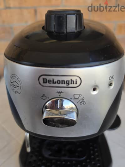 delonghi cofee machine