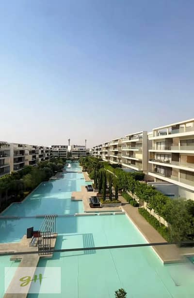 Apartment 128 m² with Garden Ready to Move for Sale in Lake view Residence 1 New Cairo