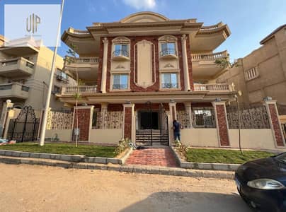 شقة للبيع في البنفسج 3فيلات – التجمع الخامس بالقرب من الرحاب و محور محمد نجيب و 90 الشمالى