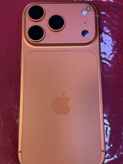 Apple - iPhone 17 Pro