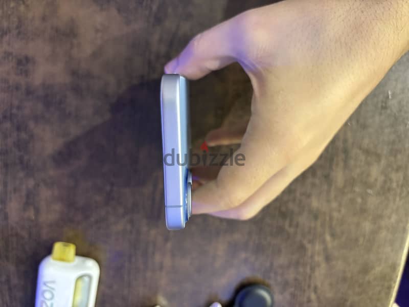Apple - iPhone 17 3