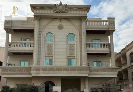 شقة للبيع فى البنفسج 11 متشطبة سوبر لوكس بالقرب من الرحاب و محور محمد نجيب