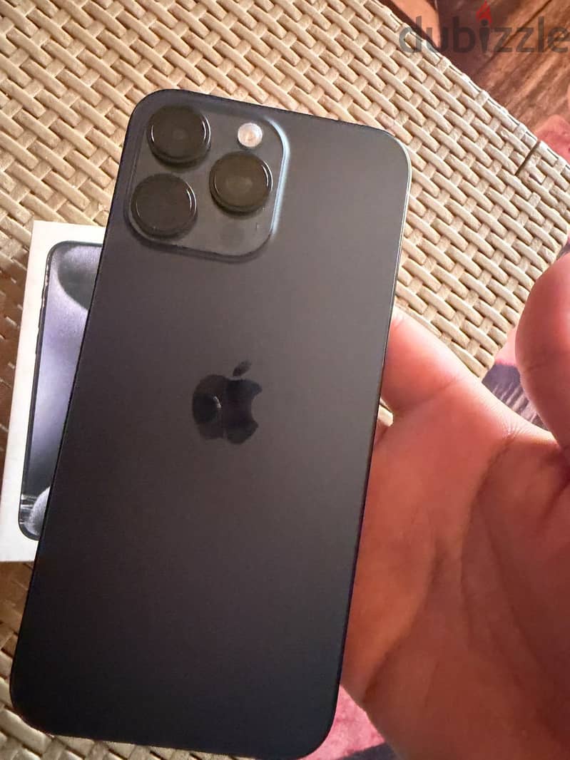 Apple - iPhone 15 Pro Max 3