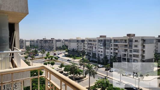 شقة 74 متر للايجار في مدينتي B12 اول سكن .