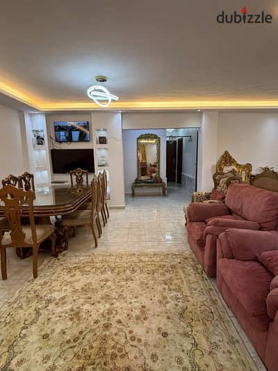 شقه مميزه للبيع 196متر تشطيبات بسعرررر مميز جدا