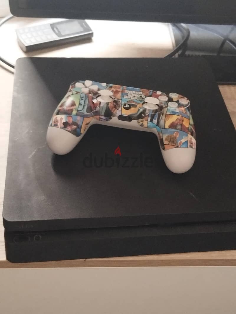 Ps4 slim 1