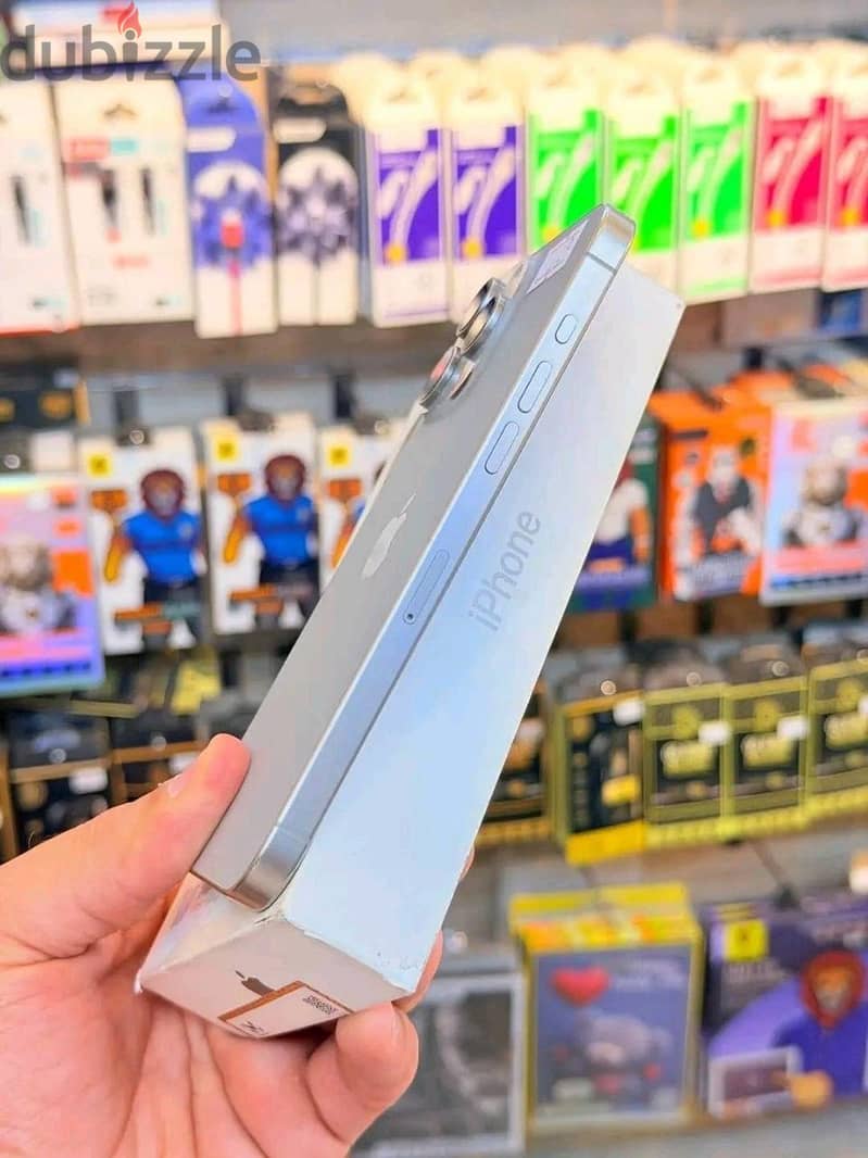 آبل - آيفون 15 برو ماكس 1