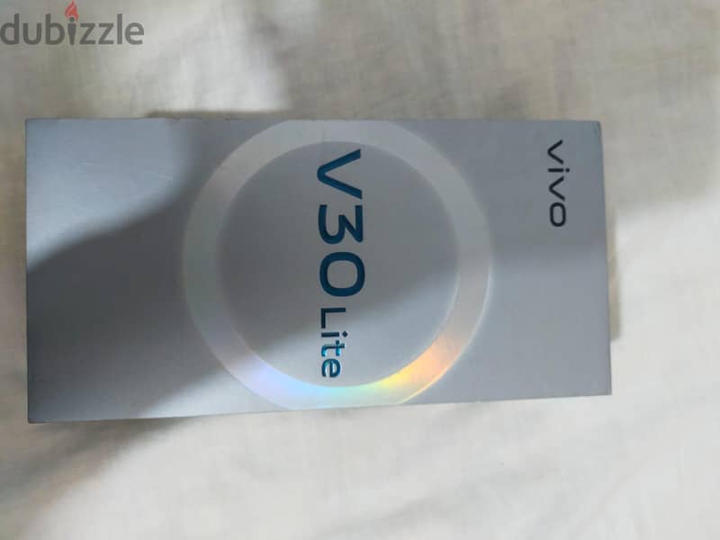 Vivo V30 6