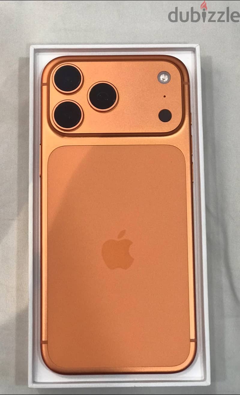 Apple - iPhone 17 Pro Max 1