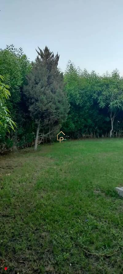 Ground floor apartment with garden for rent in The Address.