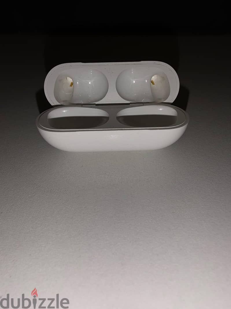 Apple AirPods pro 2 8