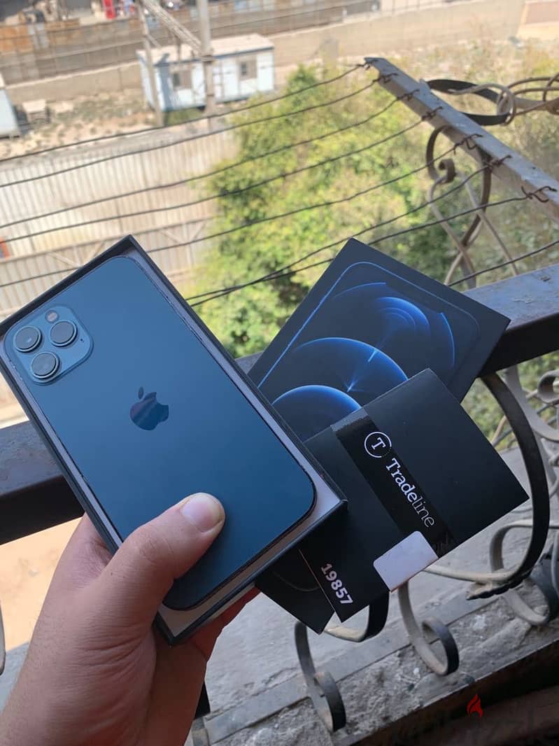 Apple - iPhone 12 Pro Max 2