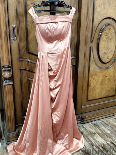 Off shoulder evening dress