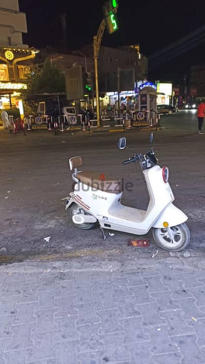 TAILG سكوتر كهربائي 1200W + الشاحن – حالة جيدة جدًا