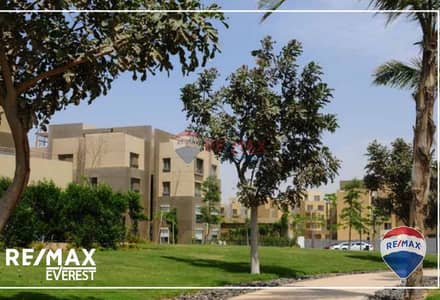 Resale apartment for sale in Palm Parks