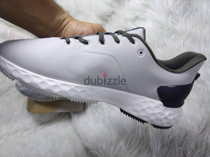 G/Fore. . . . . . size44 1