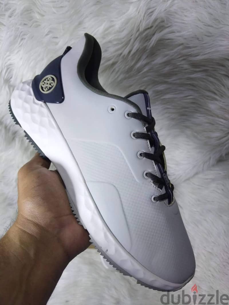 G/Fore. . . . . . size44 2