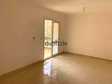 10 thousand pounds for offices and companies, vertical to Ammar bin Yasir, directly next to Cairo Bank, ground floor apartment suitable for all purposes, super lux