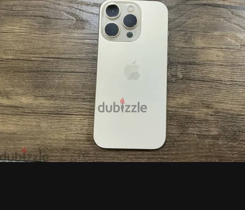 Apple - iPhone 16 Pro 3