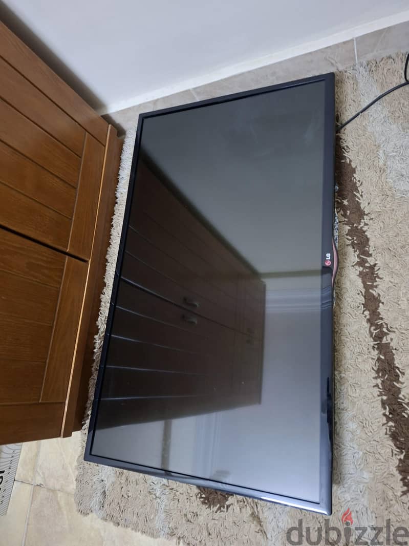 LG 42 بوصة 2