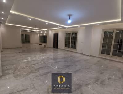 245 sqm administrative apartment for rent with a 170 sqm private garden, 2 private entrances, fully air-conditioned, and equipped with a kitchen, loca