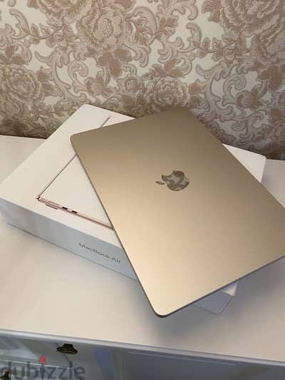 MacBook Air M2 (2022) new