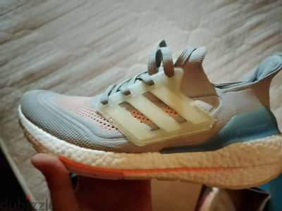 Adidas Ultra Boost 21