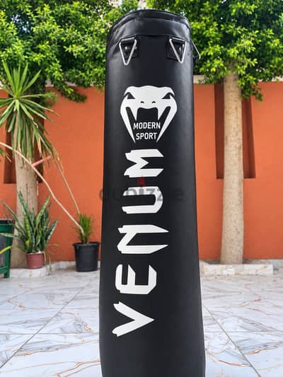 Boxing sandbag