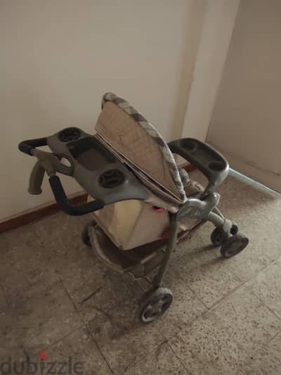 عربة اطفال