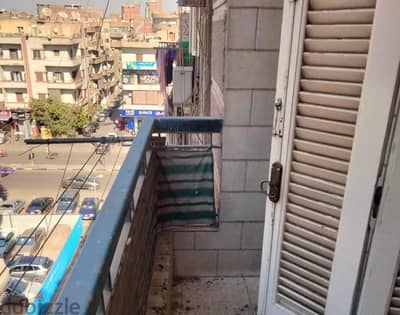 شقه للبيع بشبرا مصر ٩٠ م