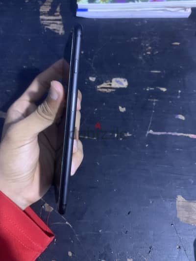 آبل - آيفون 7 بلس