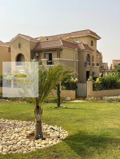 For sale at the old price, a very distinguished villa ready for immediate delivery, 280 meters + private garden in Al-Shorouk