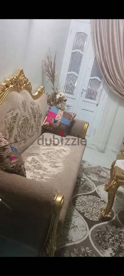 طاقم صالون جديد استعمال شهور
