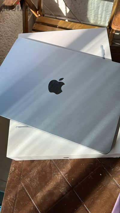 MacBook Air M4 256g