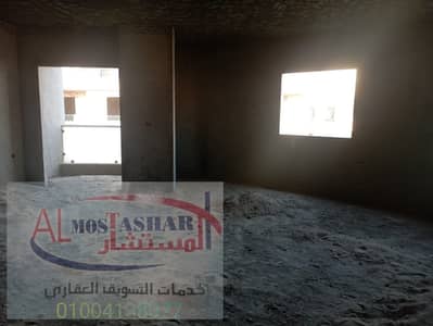 شقه للبيع بكمبوند زايد هايتس الشيخ زايد بمساحه 230 متر نصف تشطيب