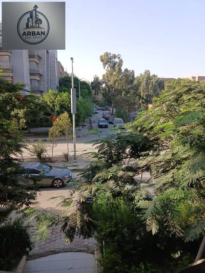 للمكاتب و المقرات الإدارية و التجارية و الشركات الكبري شقة للايجار ١٩٠م برخصة اداري في المعادي الجديدة شارع ٥٠٠ الرئيسي امام مستشفى الهيئة العربية خطوات لشارع الجزائر و طريق الاتوستراد و الدائري موقع مميز جدا و راقي و سهل الوصول