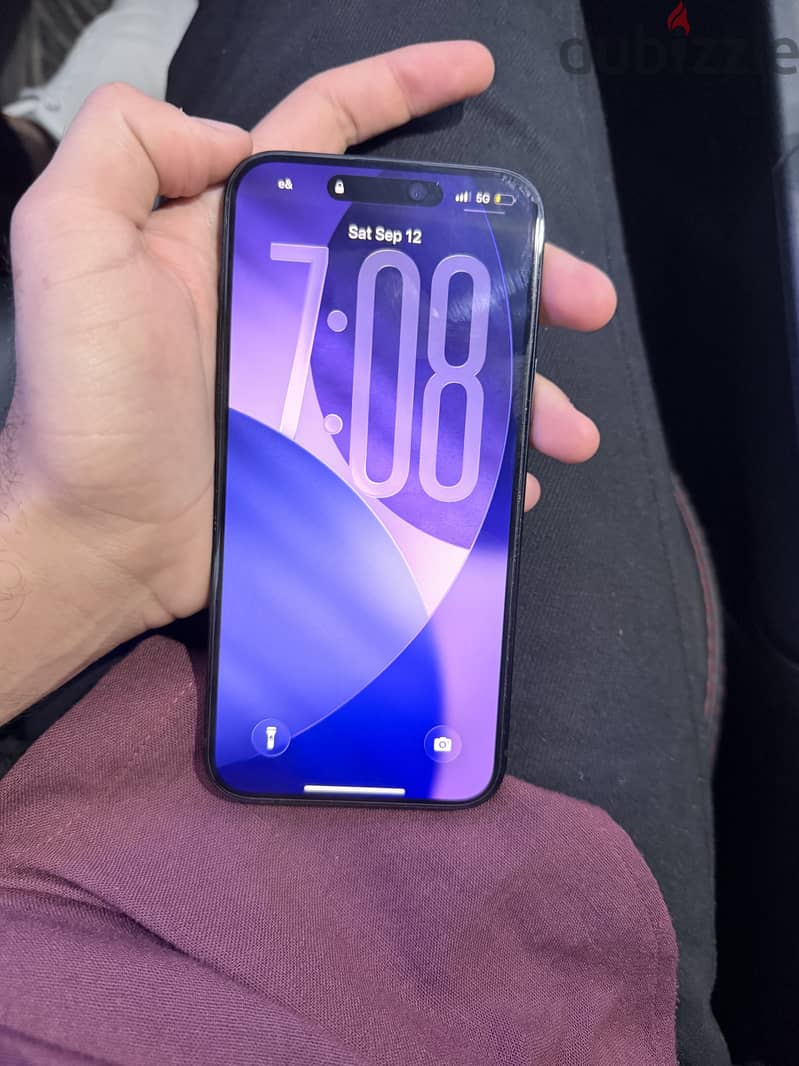 آبل - آيفون 15 بلس 9