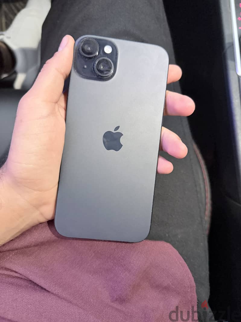 آبل - آيفون 15 بلس 12