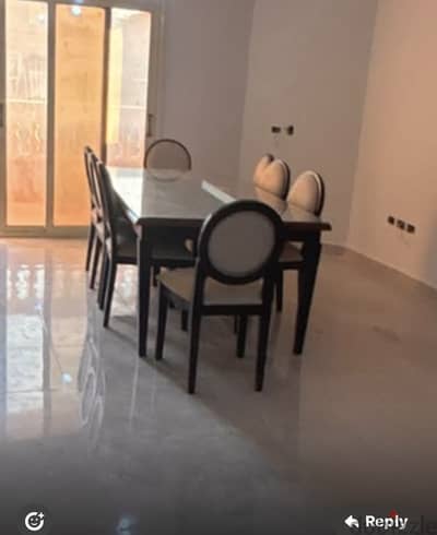 Dining room 8 chairs