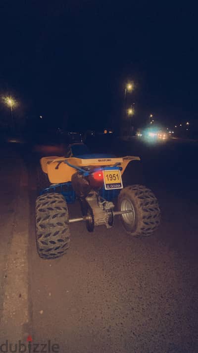 Suzuki lt250r yellow and blue color top speed 113 kph manual tr