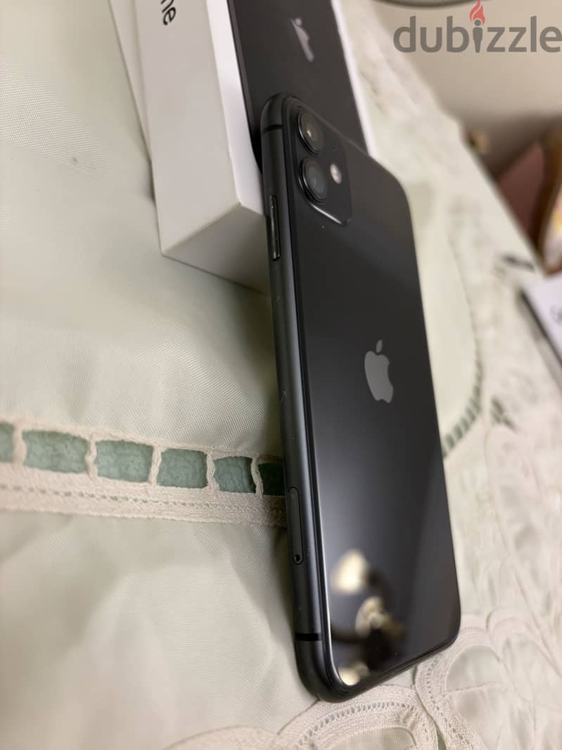 Apple - iPhone 11 1