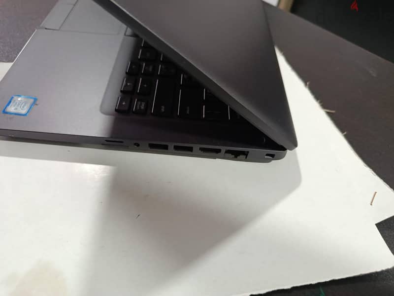 labtop dell i5 جيل تامن 4