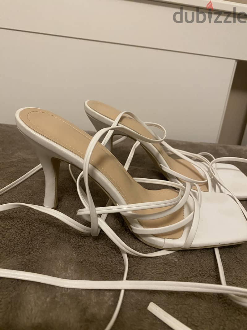 Tie up heels 1