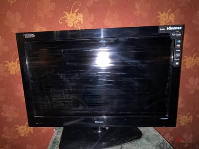 شاشه هايسنس (Hisense) بحاله ممتازه شغاله تمام