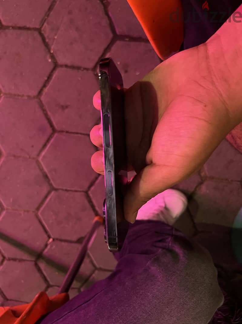 آبل - آيفون 14 برو 3