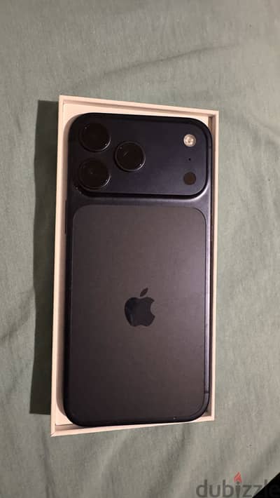 Apple - iPhone 17 Pro Max