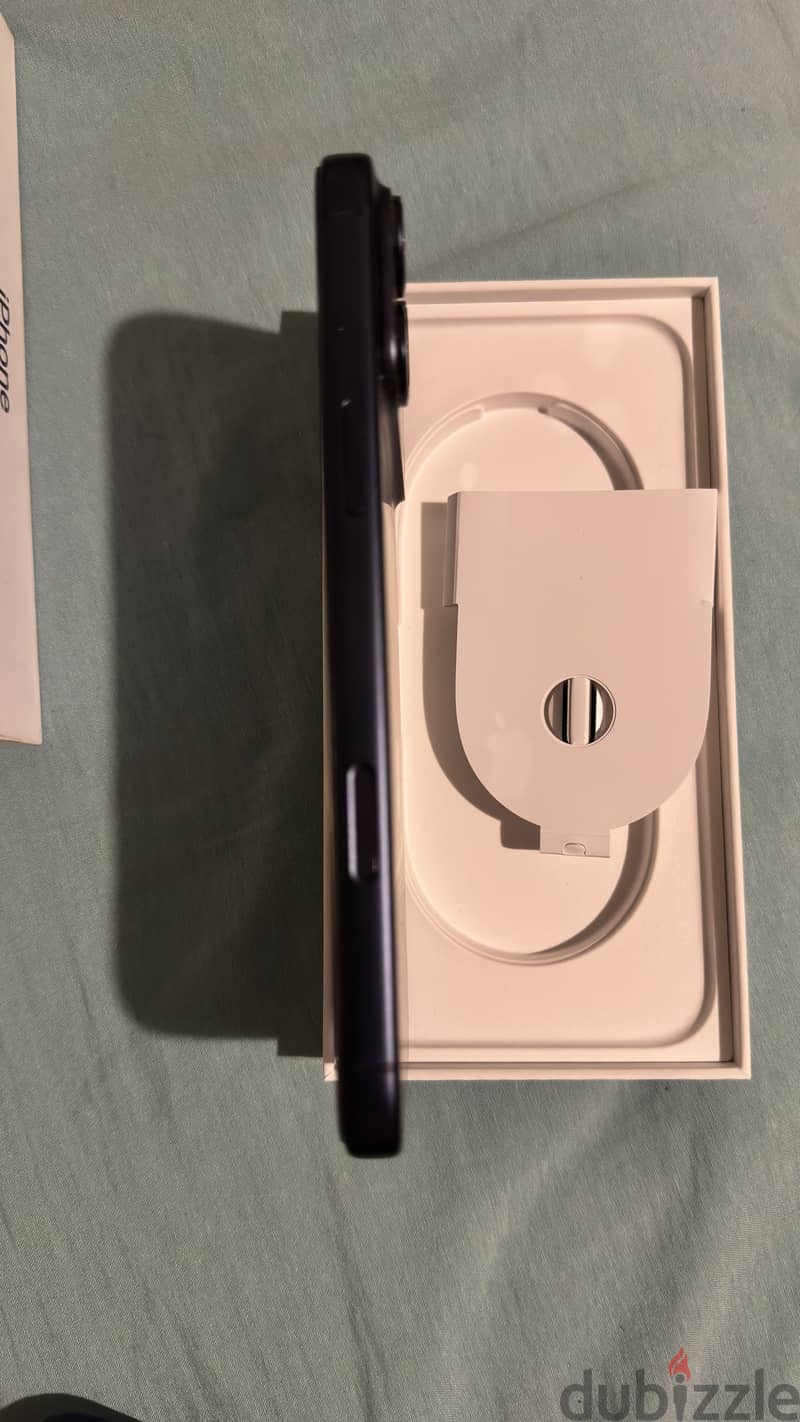 Apple - iPhone 17 Pro Max 3