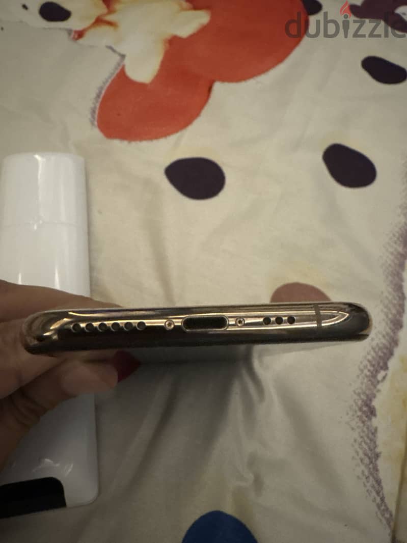 Apple - iPhone XS 2