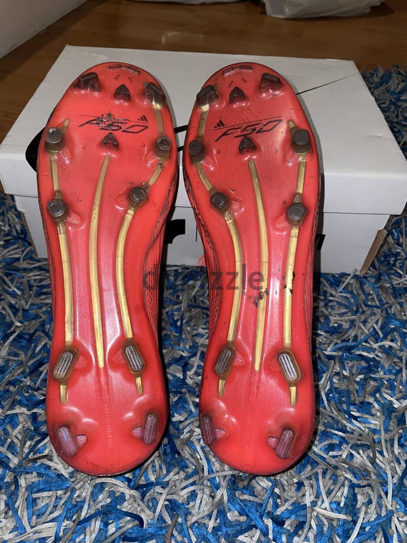 Adidas F50 Laceless 3